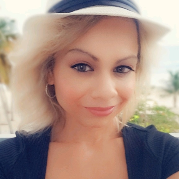 nicole_valerie